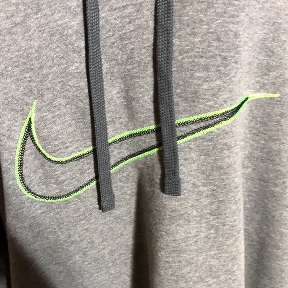Nike Mens sweat shirt/hoodie 2XL green and gray in color outdoor gym wear - Picture 2 of 5